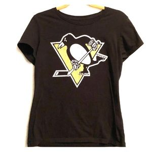 Women’s Pittsburgh Penguins tee